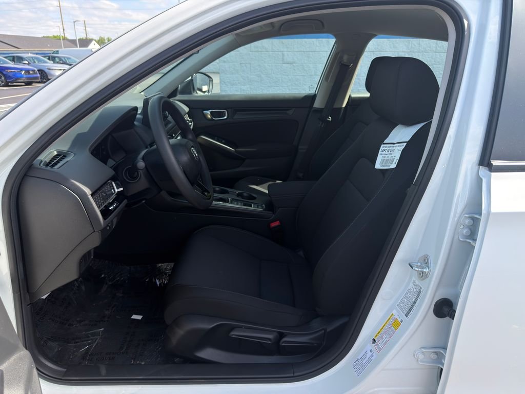 New 2026 Platinum White Pearl Honda LX image 16