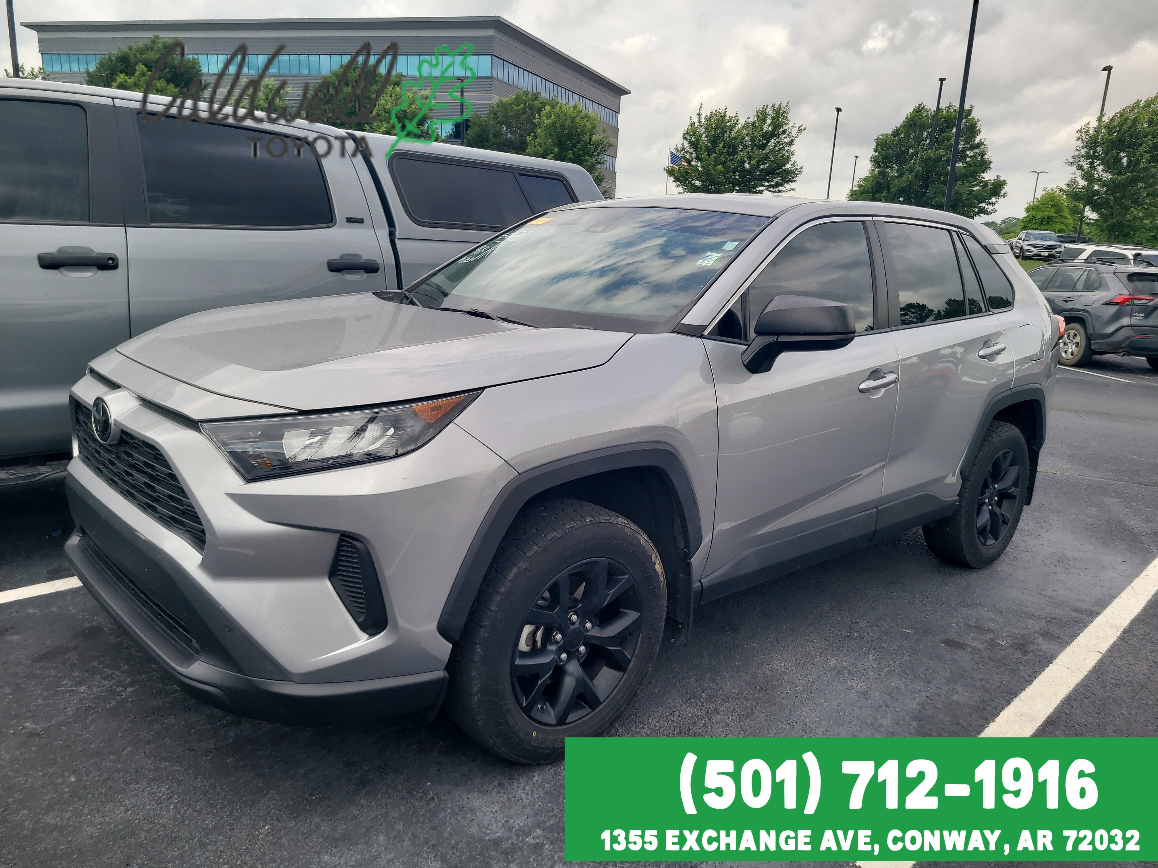 Silver Sky Metallic 2022 Toyota RAV4 LE FWD SUV / Crossover Front-Wheel Drive