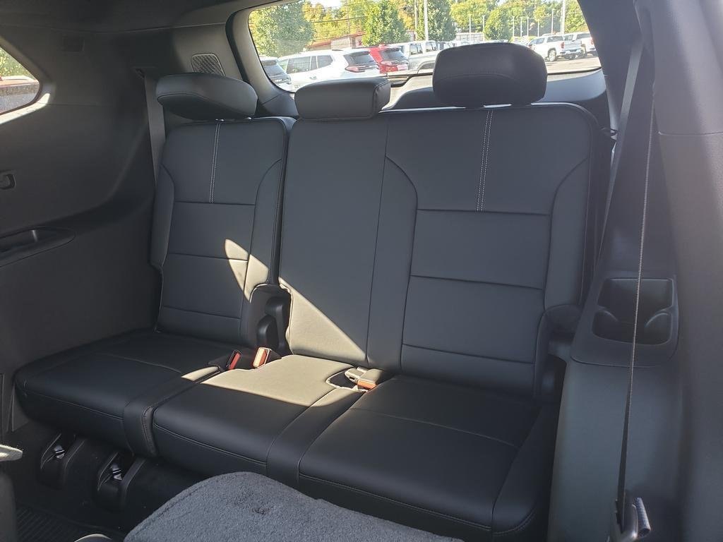 2027 GMC Acadia Elevation - Photo 12