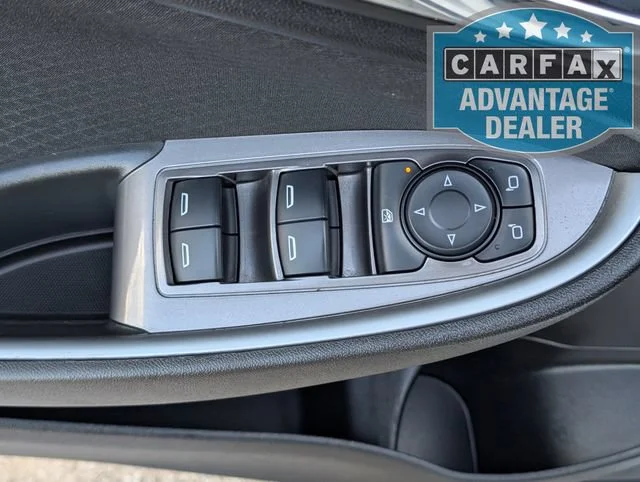 Used 2025 Summit White Chevrolet LS image 15