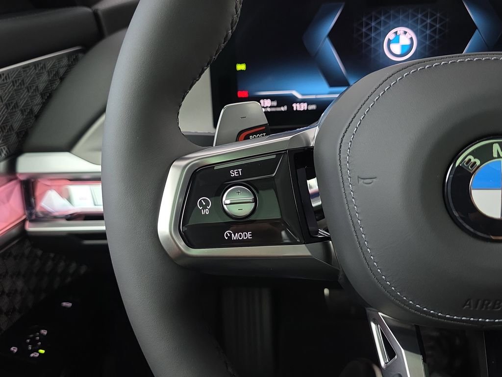 2026 BMW 7 Series 740i - Photo 17