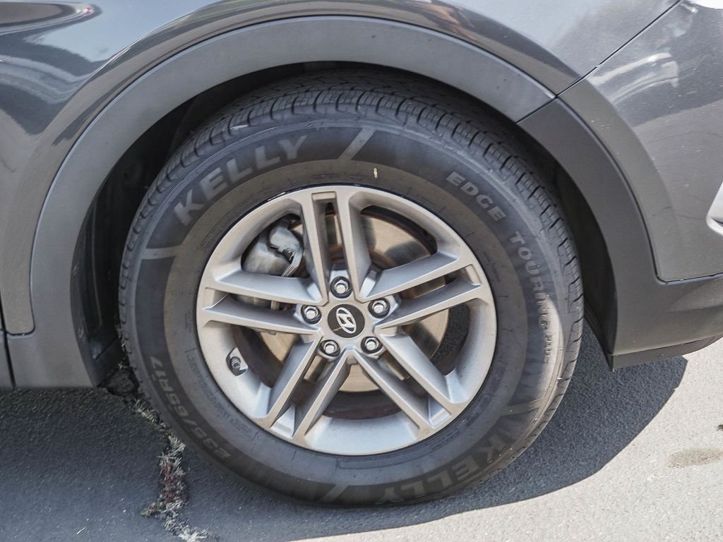 Used 2017 Gray Hyundai 2.4 Base image 9