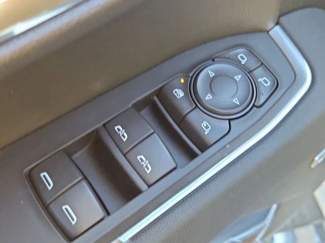 2026 GMC Sierra 1500 SLT - Photo 17