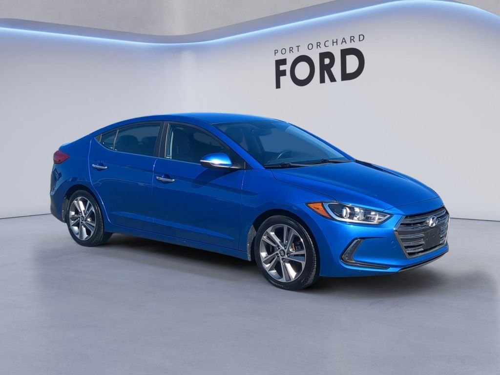 Used 2017 Electric Blue Metallic Hyundai Limited image 9