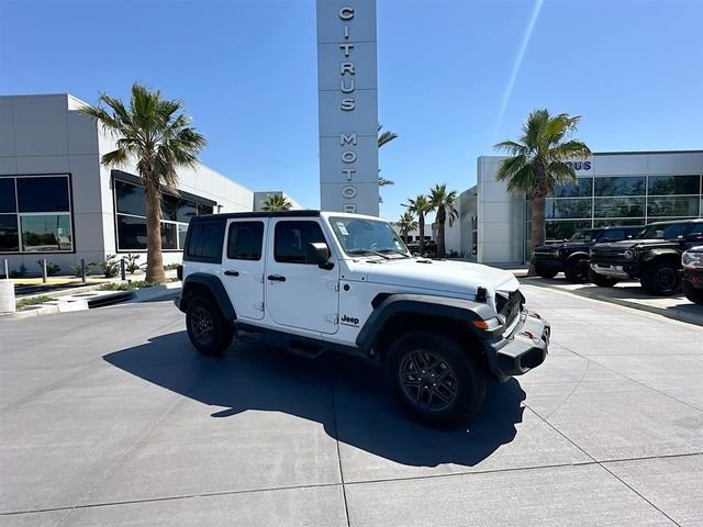 2025 Jeep Wrangler Sport S's photo