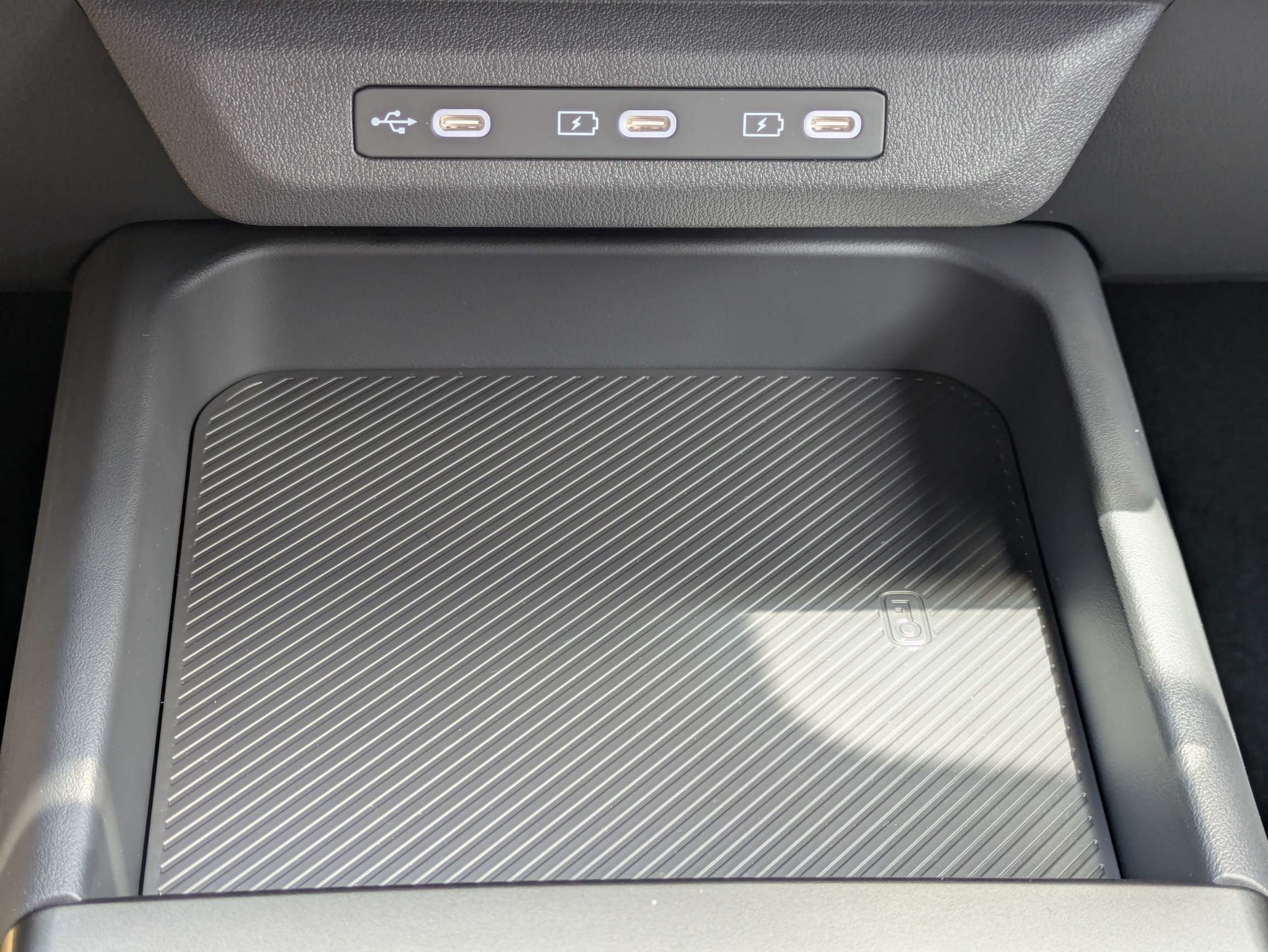 New 2027 Ivory Silver Kia LX image 24