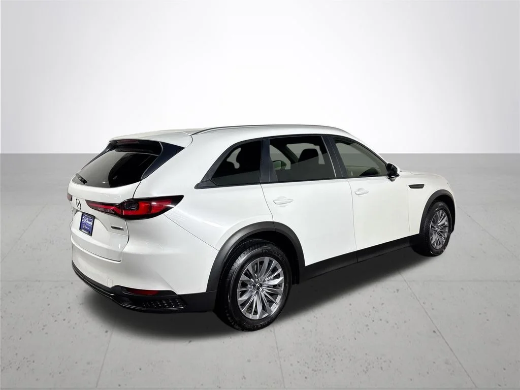 Used 2024 White Mazda 3.3 Turbo Select image 6