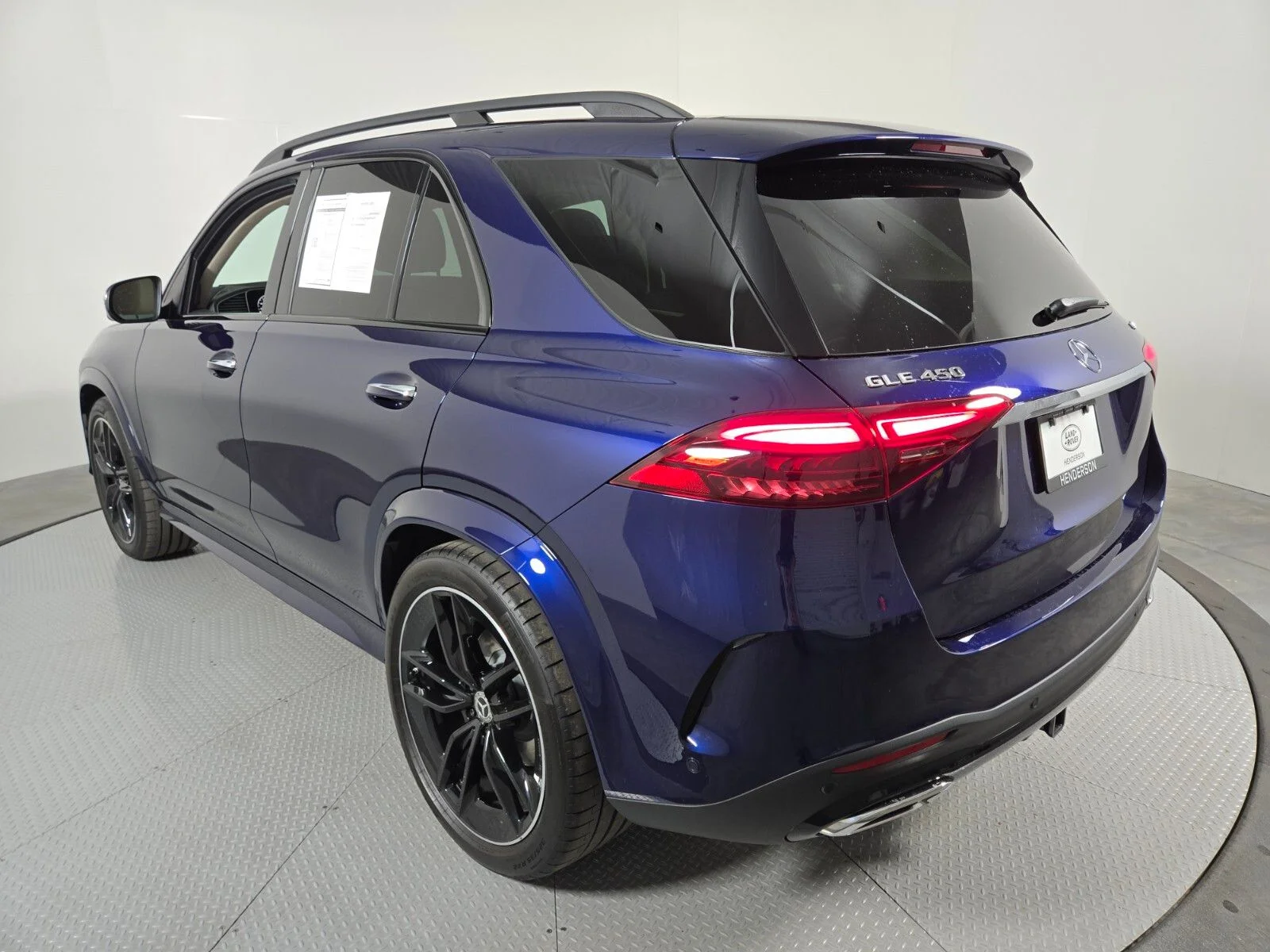 Used 2026 MANUFAKTUR Mystic Blue Metallic Mercedes-Benz GLE 450 image 17