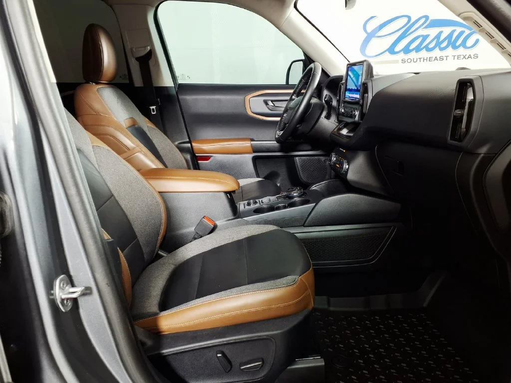Used 2022 Carbonized Gray Ford Outer Banks image 11