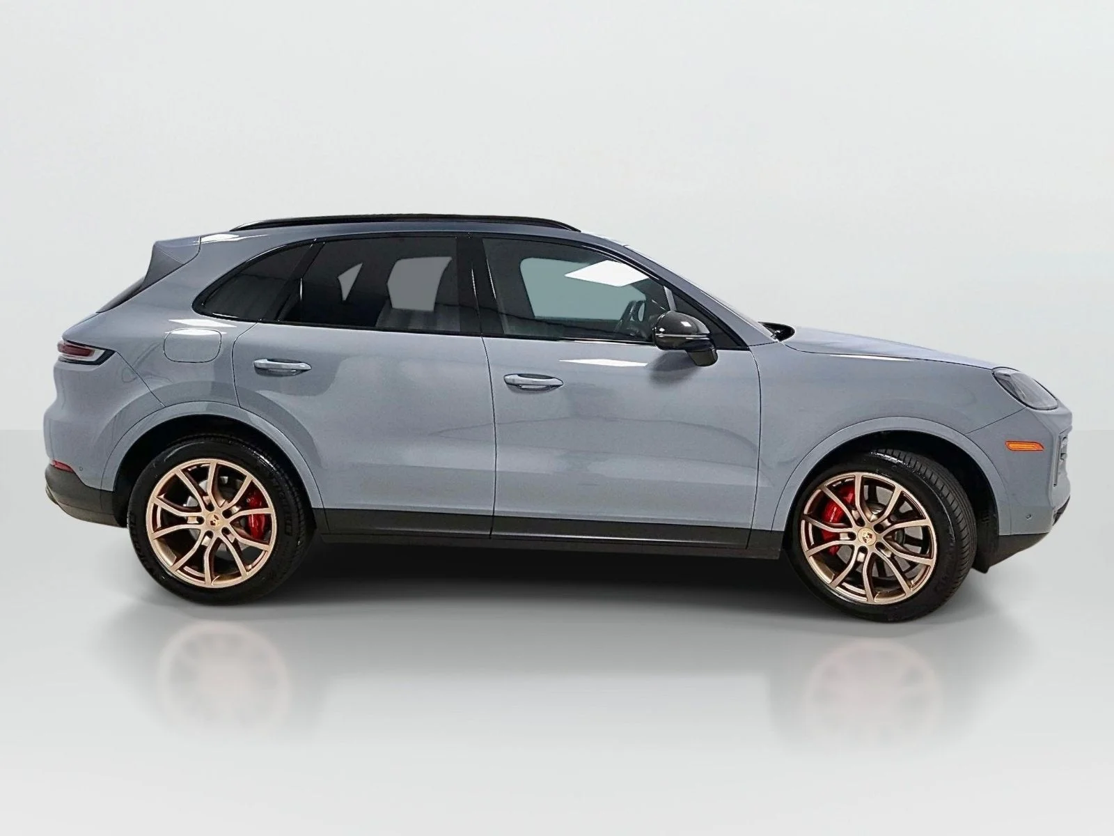 Used 2024 Arctic Grey Porsche S image 6