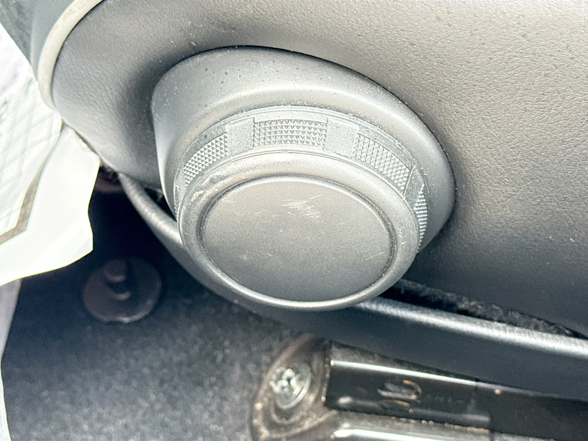 Used 2022 Machine Gray Metallic Mazda Grand Touring image 21