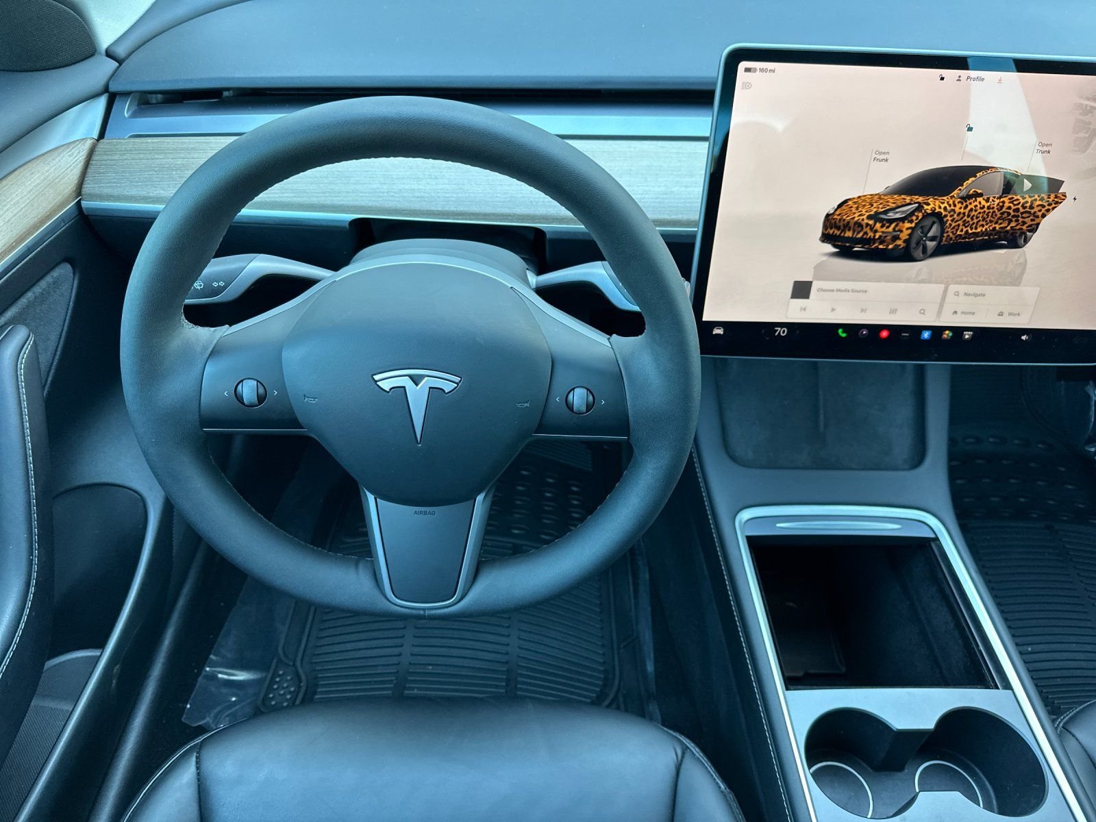Used 2023 White Tesla Base image 13