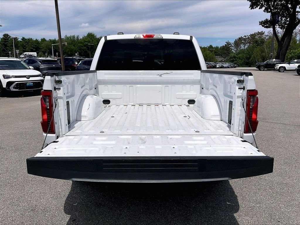 Used 2025 White Ford XLT image 33