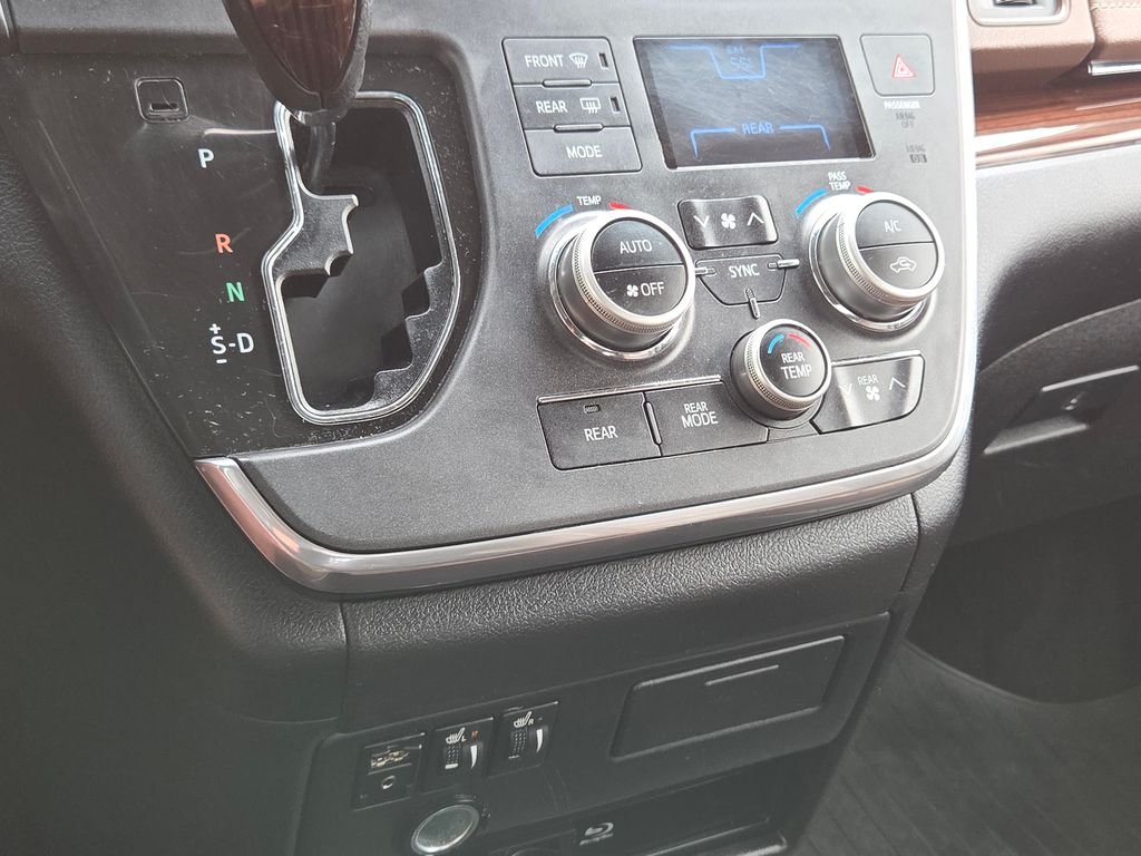 Used 2017 White Toyota Limited Premium image 27