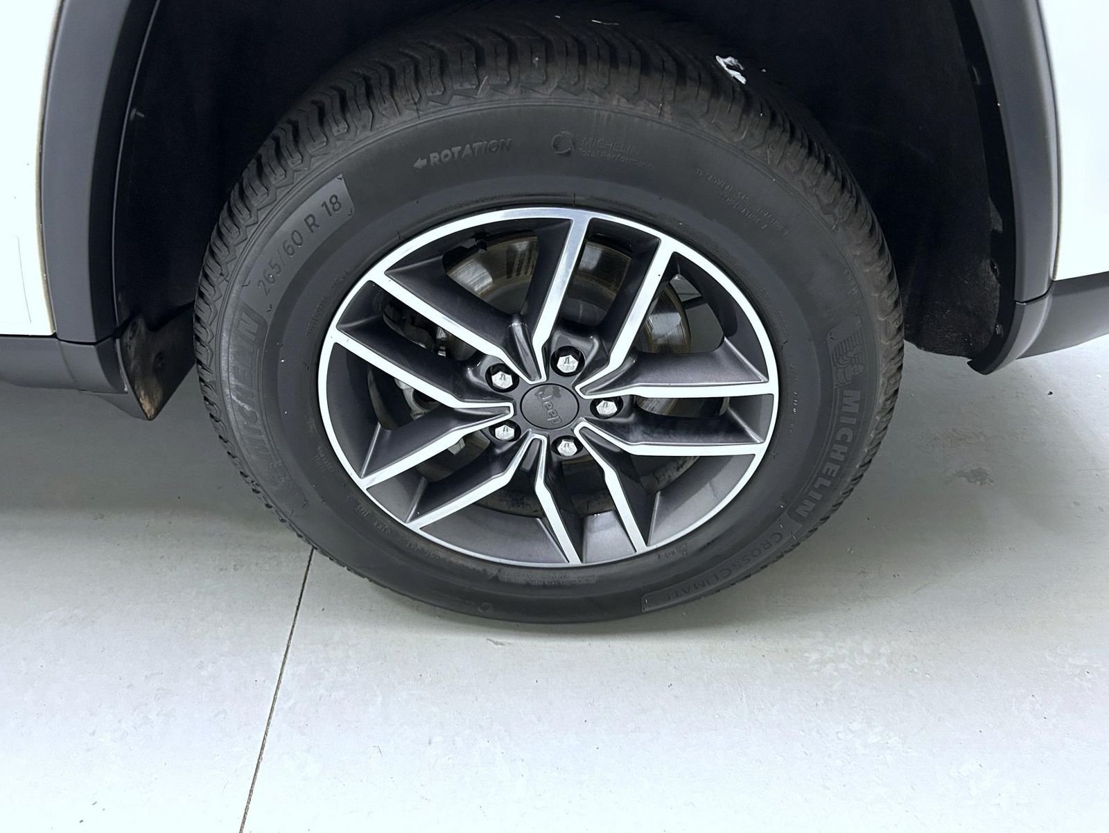 Used 2019 White Jeep Limited image 22