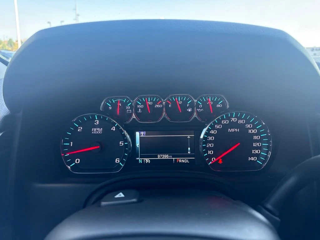 Used 2019 White Chevrolet LT image 19