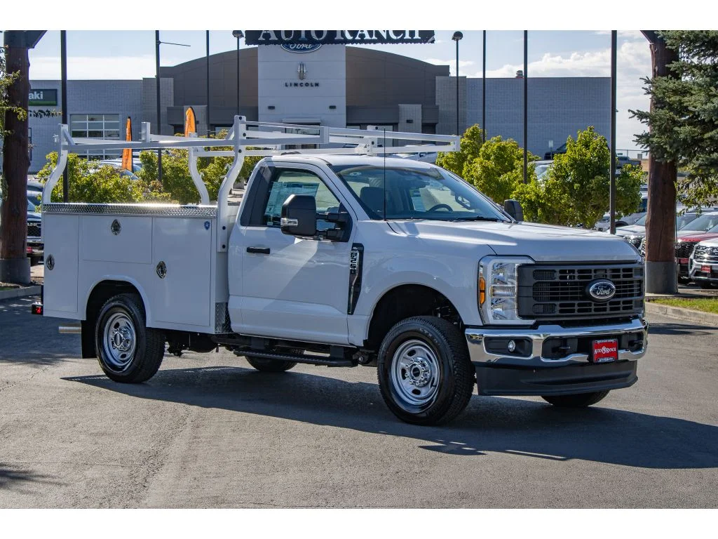 New 2026 OXFORD WHITE Ford XL image 2