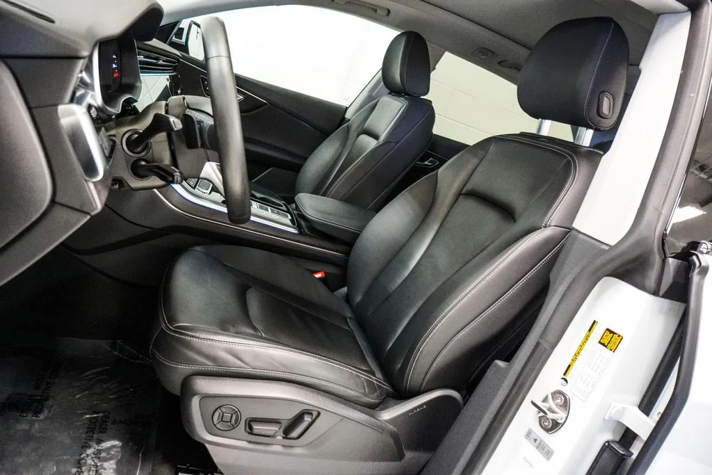 Used 2022 White Audi 55 Premium image 6