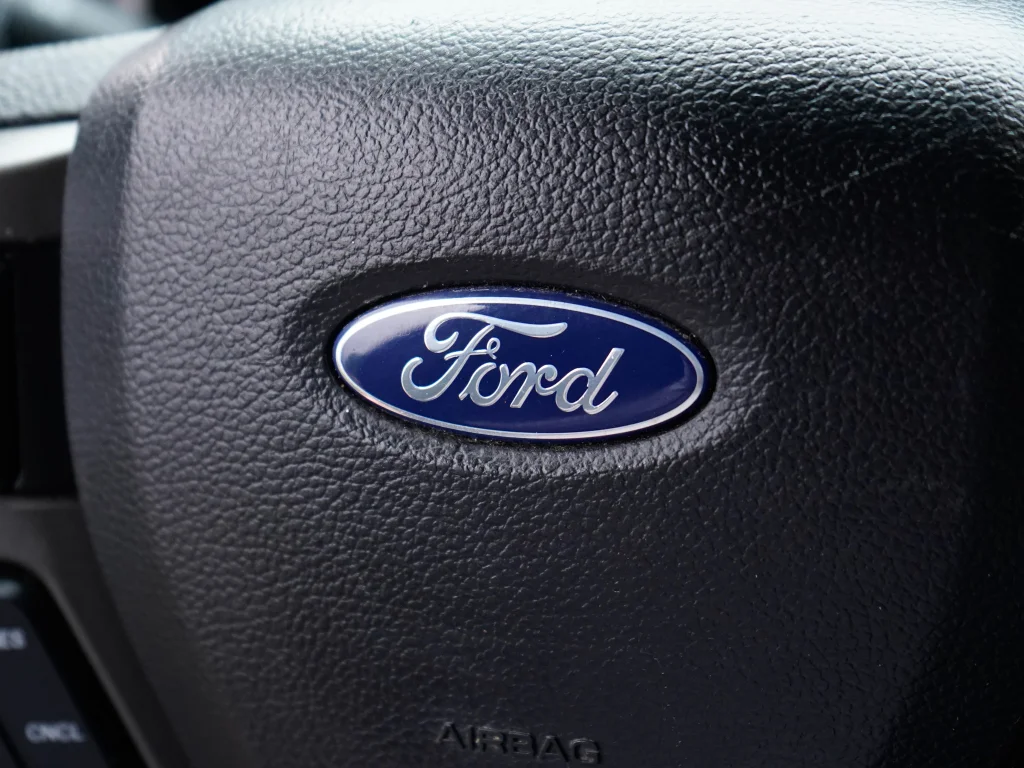 Used 2019 Agate Black Metallic Ford XLT image 15