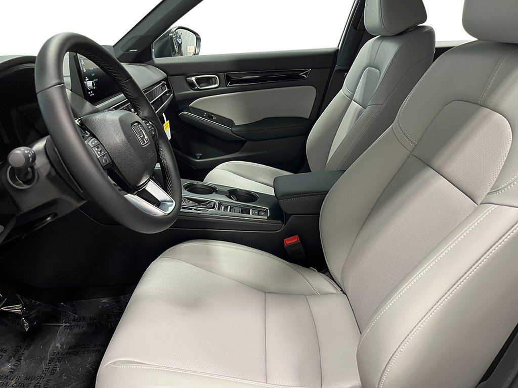 New 2026 Platinum White Pearl Honda Sport Touring image 13