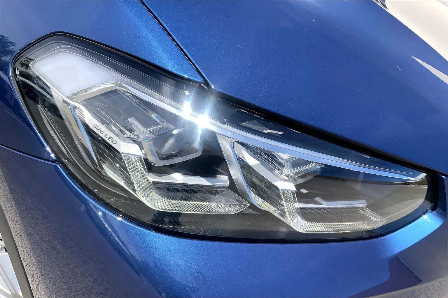Used 2023 Phytonic Blue Metallic BMW xDrive30i image 27