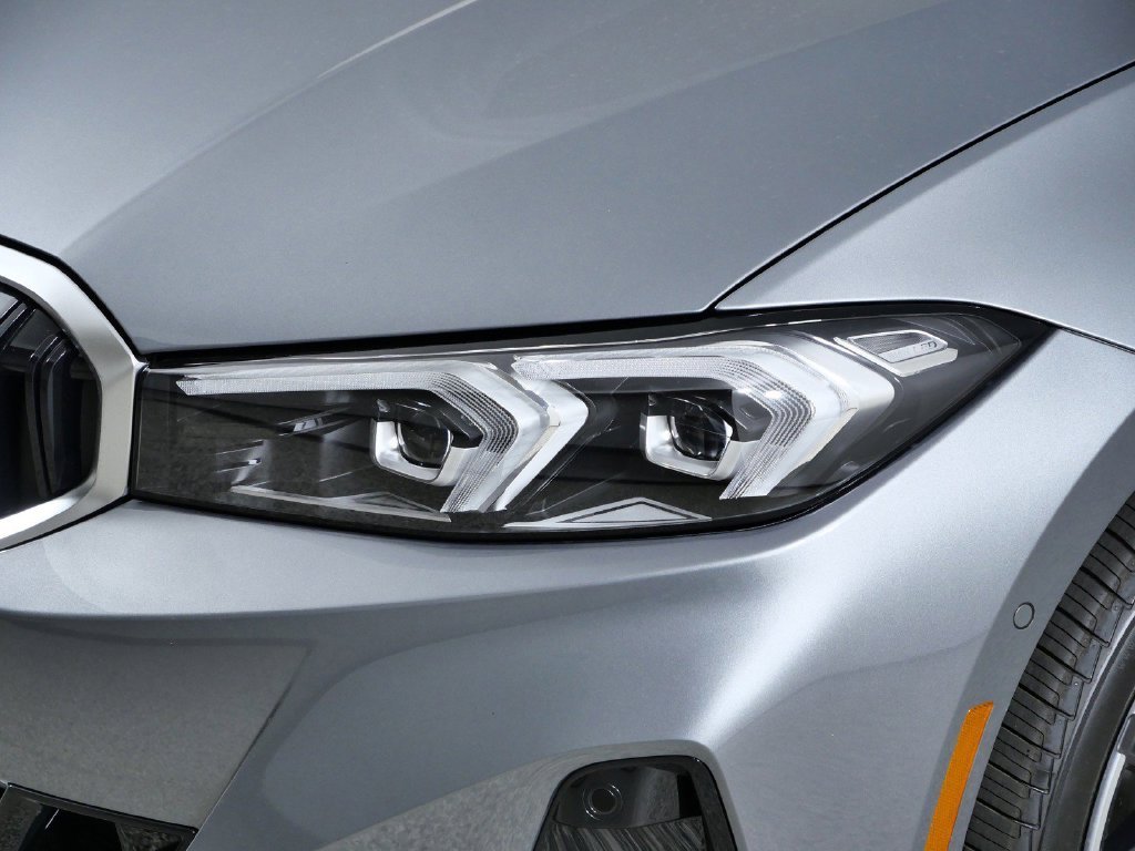 New 2026 Skyscraper Grey Metallic BMW 330i xDrive image 3