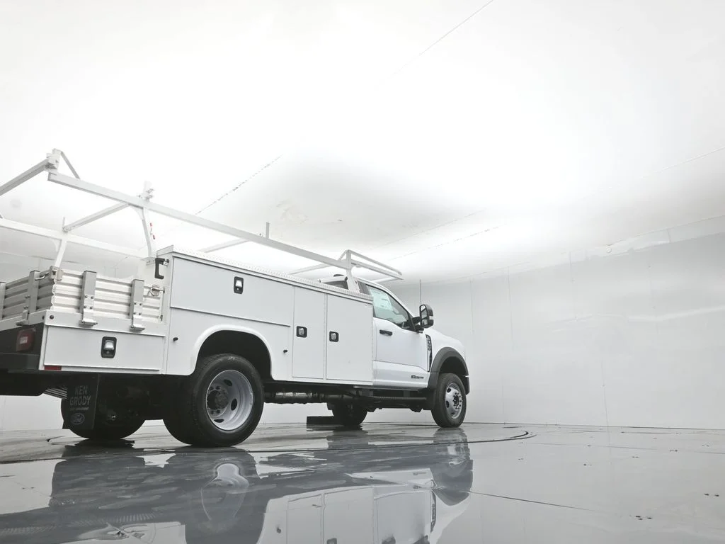 New 2026 Oxford White Ford XL image 49