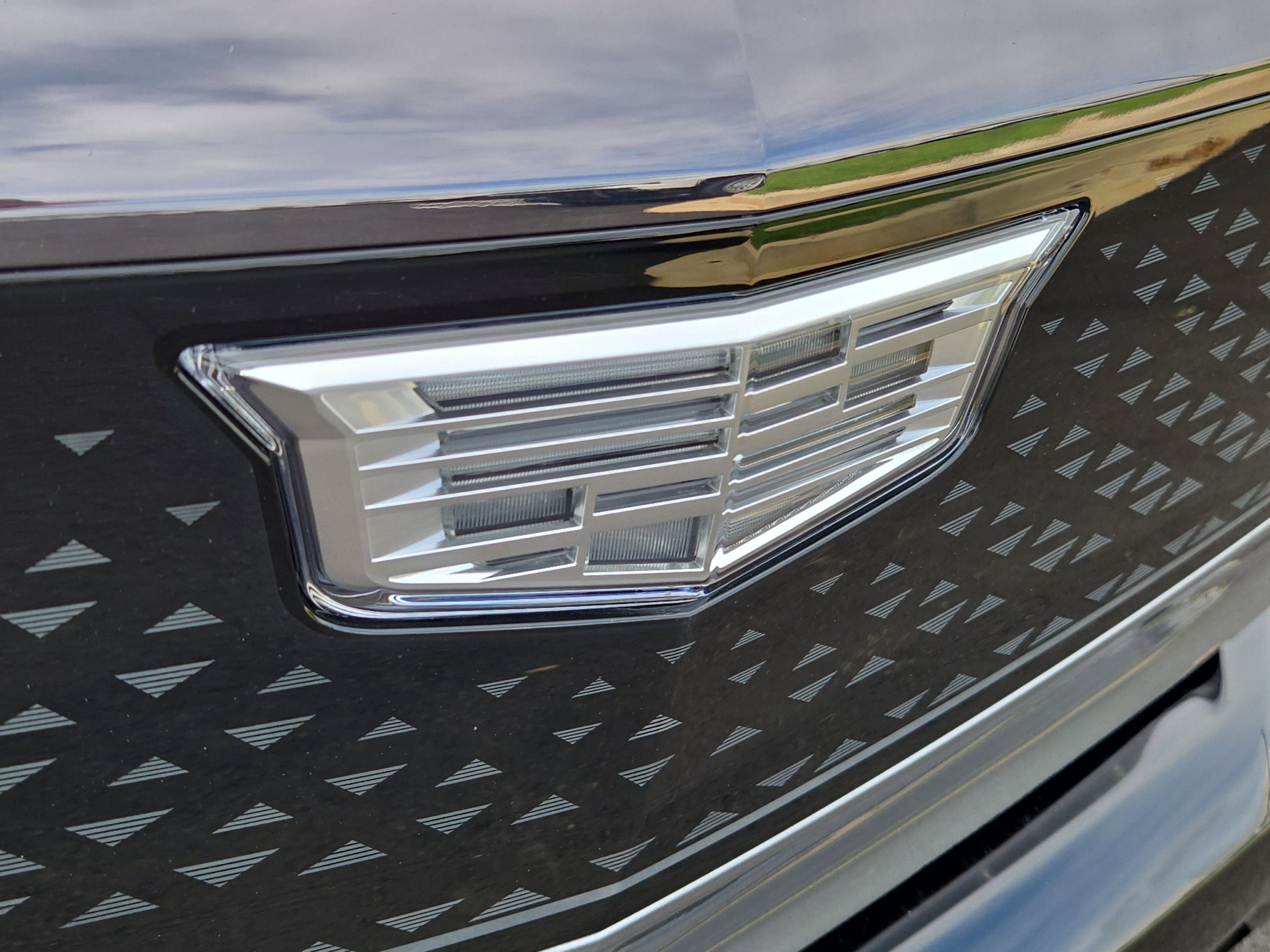 2026 Cadillac OPTIQ Sport - Photo 17