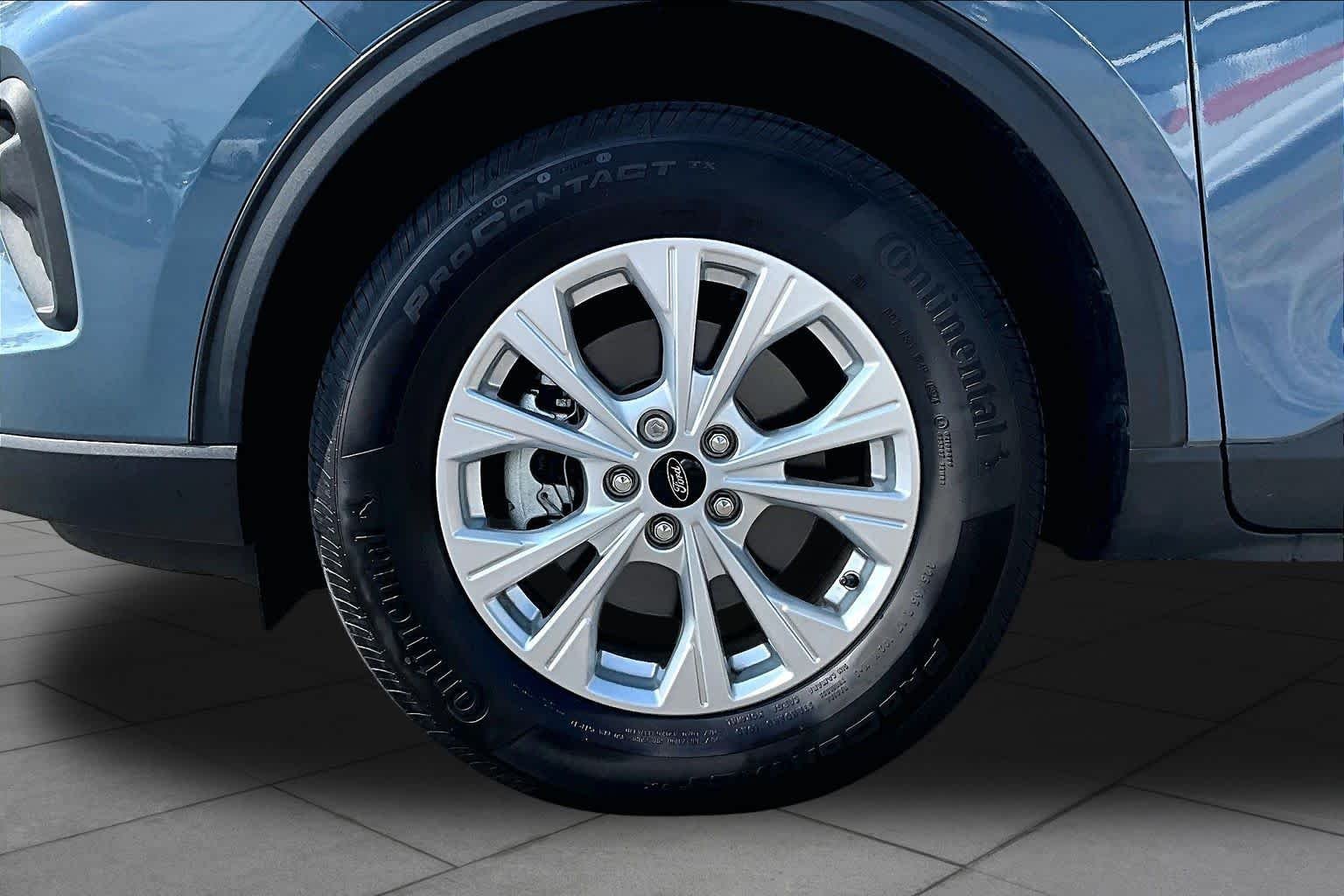 Used 2024 Blue Ford Active image 11