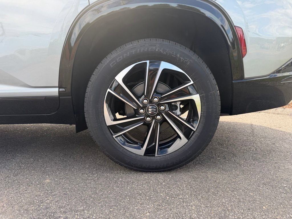 New 2026 Moonstone Gray Metallic Buick Sport Touring image 10