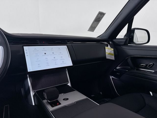 New 2026 Carpathian Grey Land Rover SE image 26