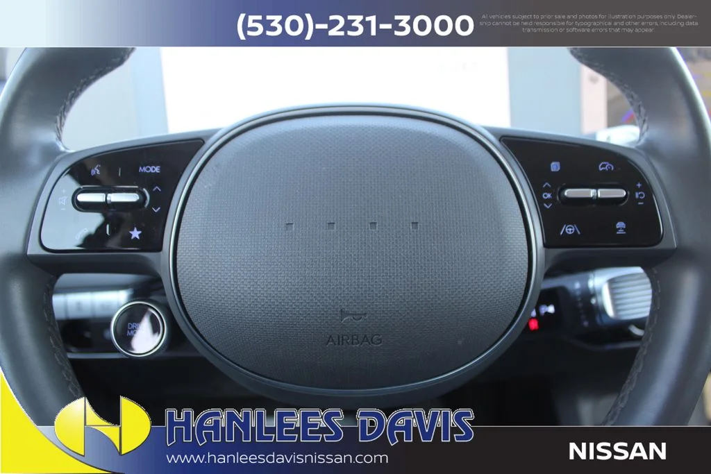 Used 2024 Gray Hyundai SEL image 26
