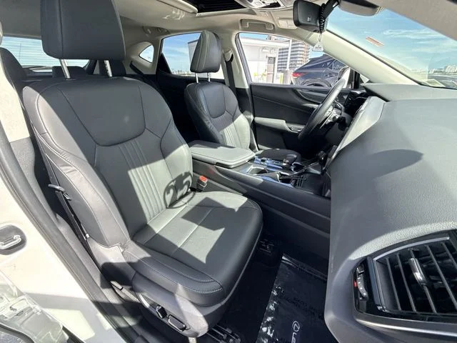 Used 2025 White Lexus 350 Premium image 26