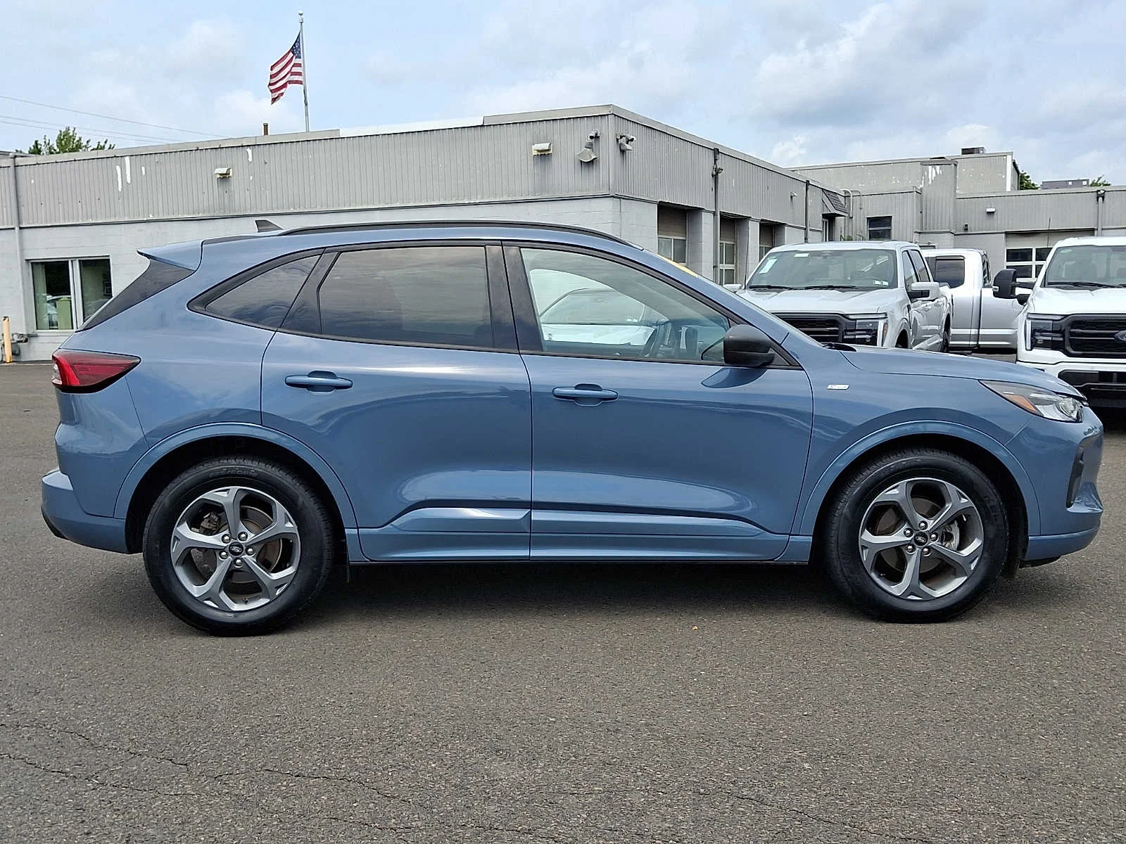 Used 2023 Vapor Blue Ford ST-Line image 7