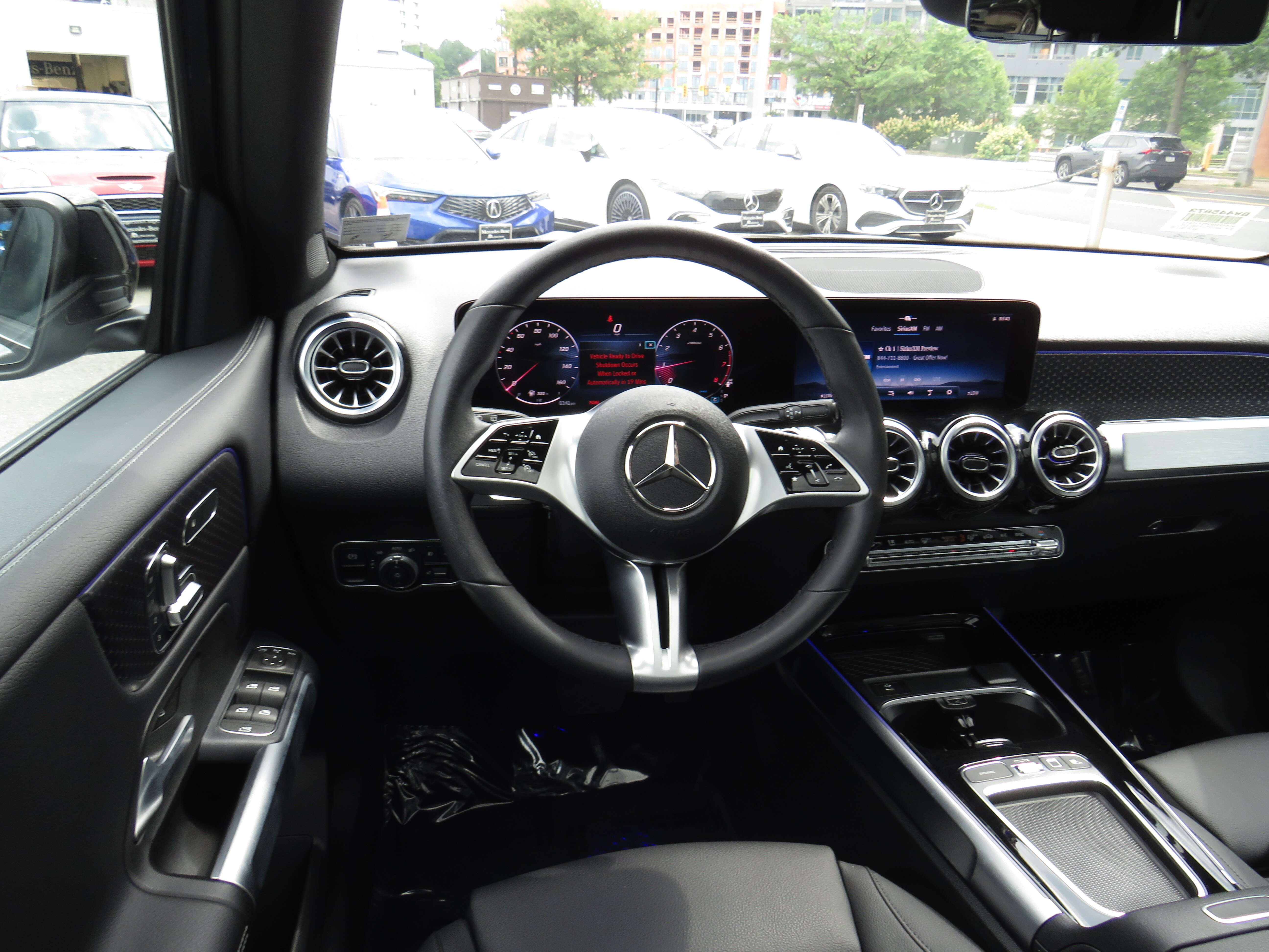 Used 2026 Night Black Mercedes-Benz GLB 250 4MATIC® image 9