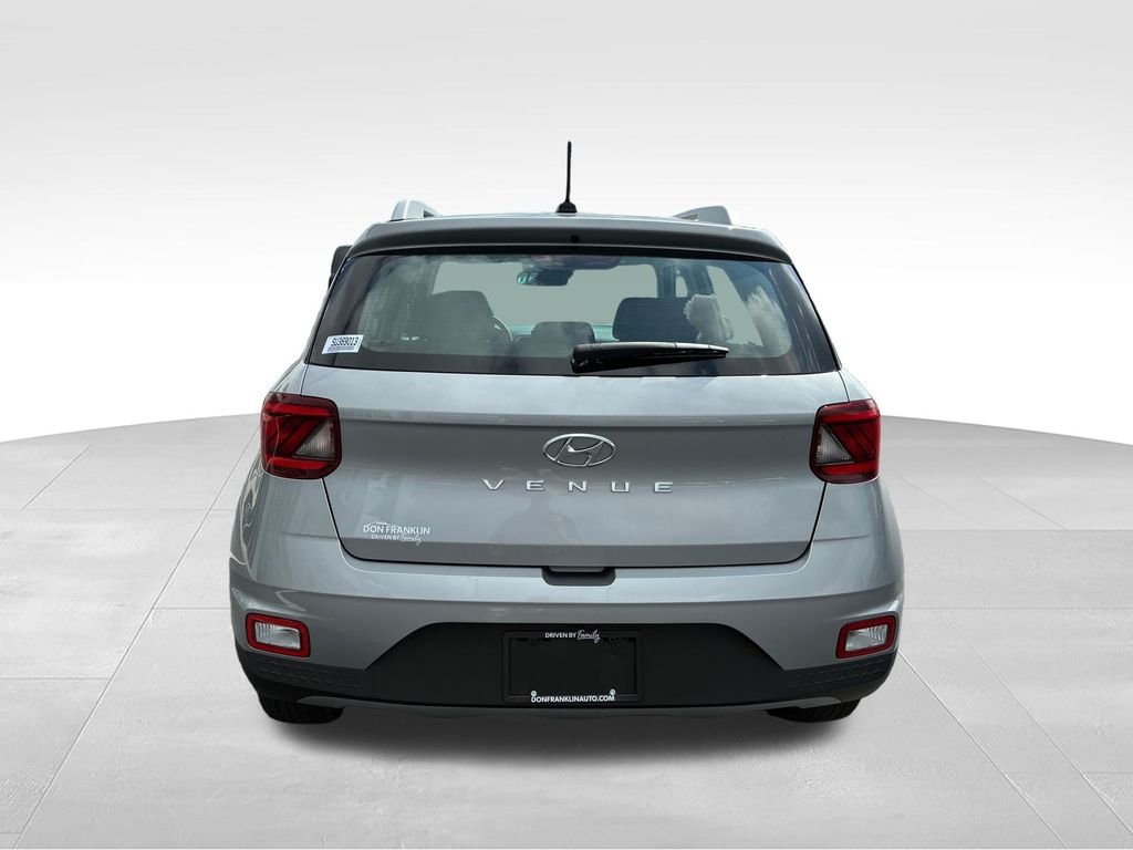 Certified Used 2025 Silver Hyundai SEL image 3