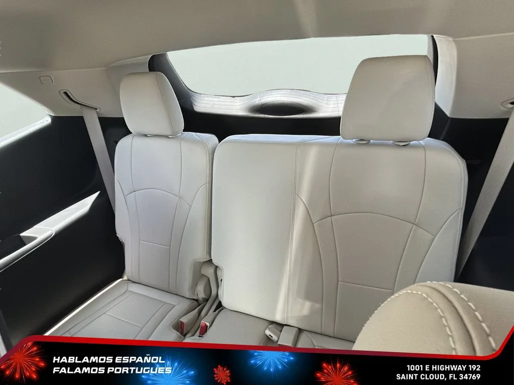 Used 2023 Moonstone Gray Metallic Buick Essence image 24