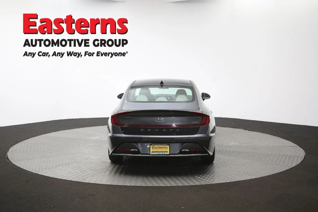 Used 2023 Gray Hyundai SEL image 38