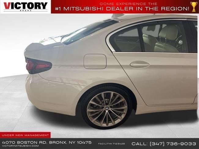 Used 2022 White BMW 530i image 10