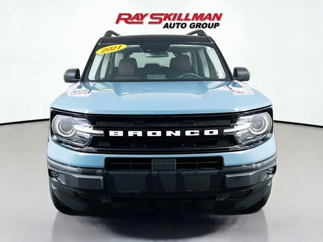 Used 2021 Blue Ford Outer Banks image 2