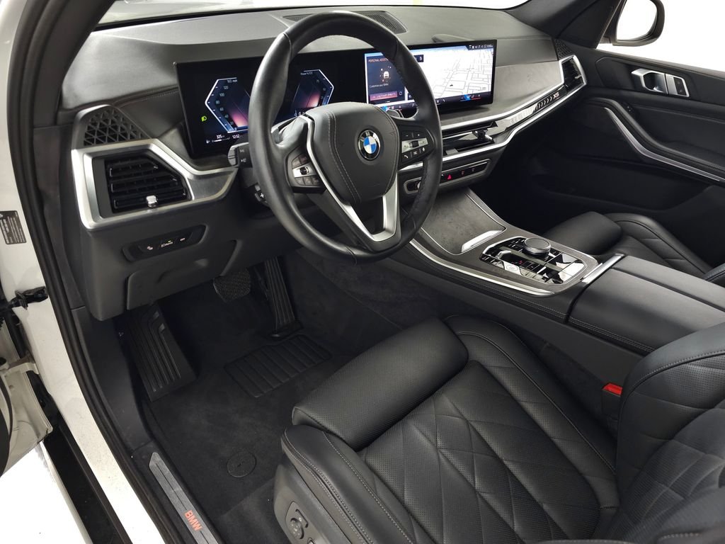 Used 2024 Alpine White BMW xDrive40i image 14