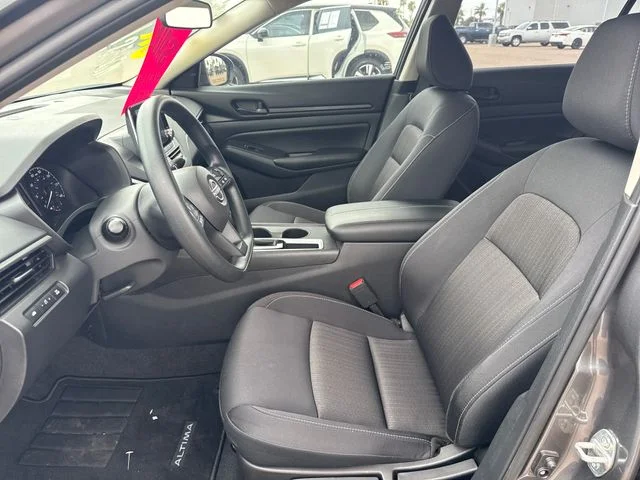 Certified Used 2025 Gray Nissan 2.5 S image 11
