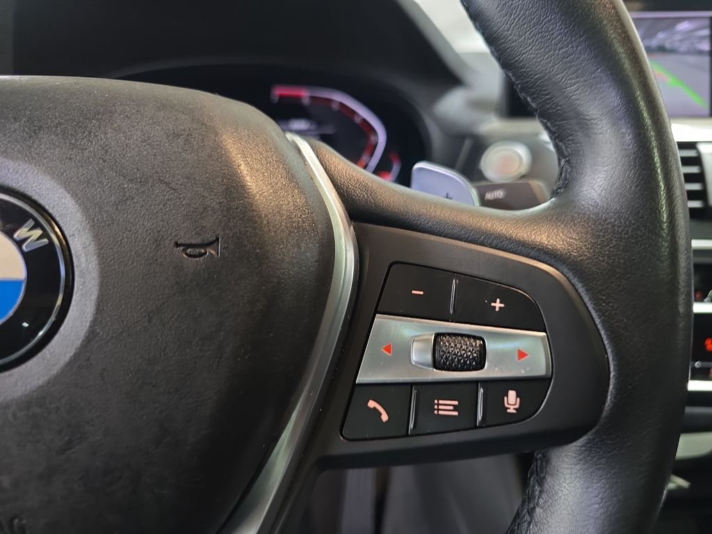 Used 2020 Glacier Silver Metallic BMW xDrive30i image 21