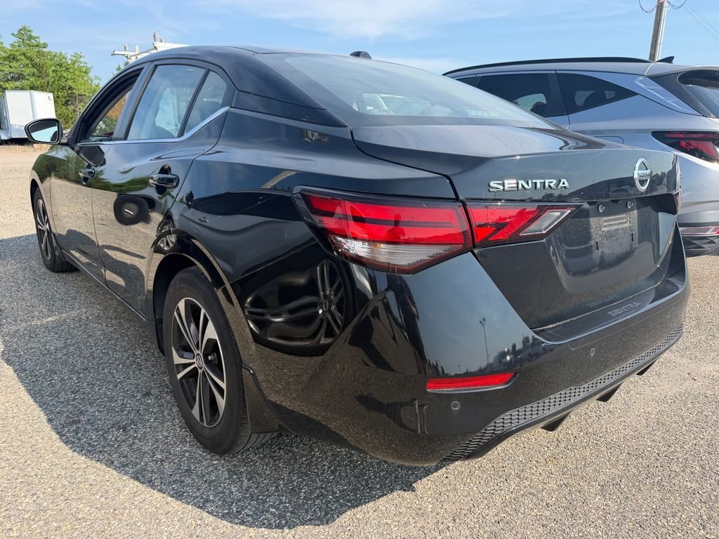 Used 2023 Super Black Nissan SV image 3