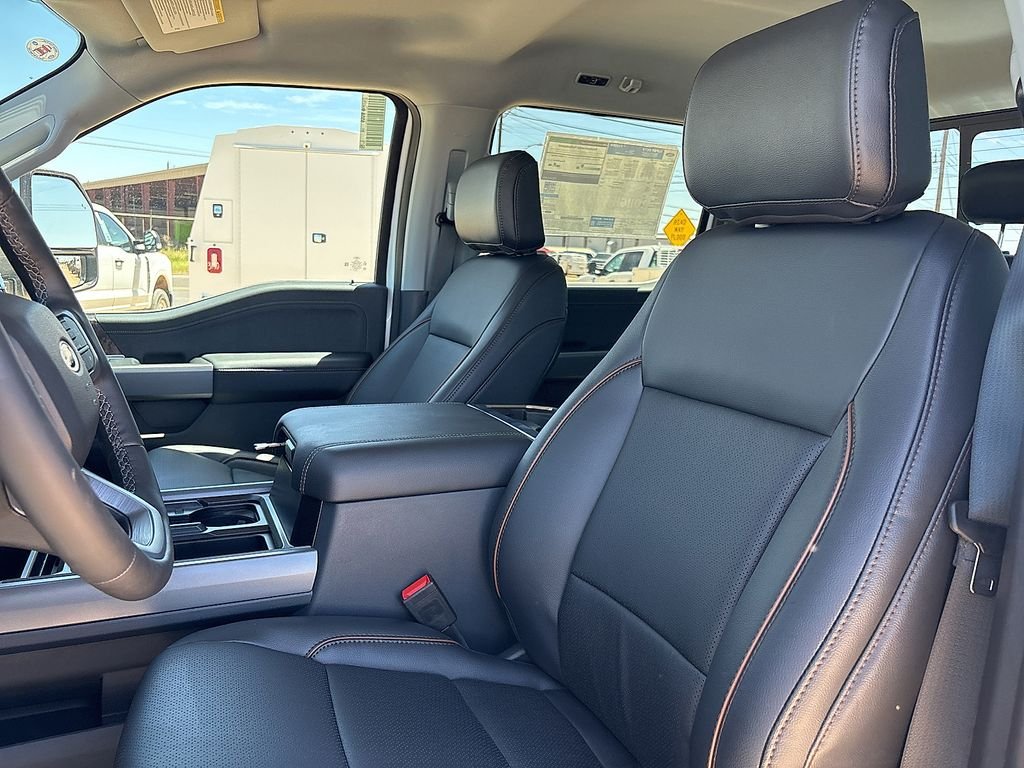 New 2026 Oxford White Ford F-250® Lariat® image 19