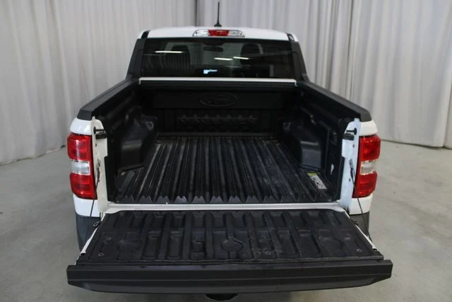 Used 2024 White Ford XLT image 31