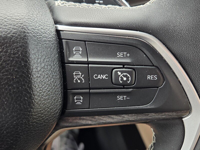 Used 2024 Velvet Red Pearlcoat JEEP LIMITED 4X4 image 32