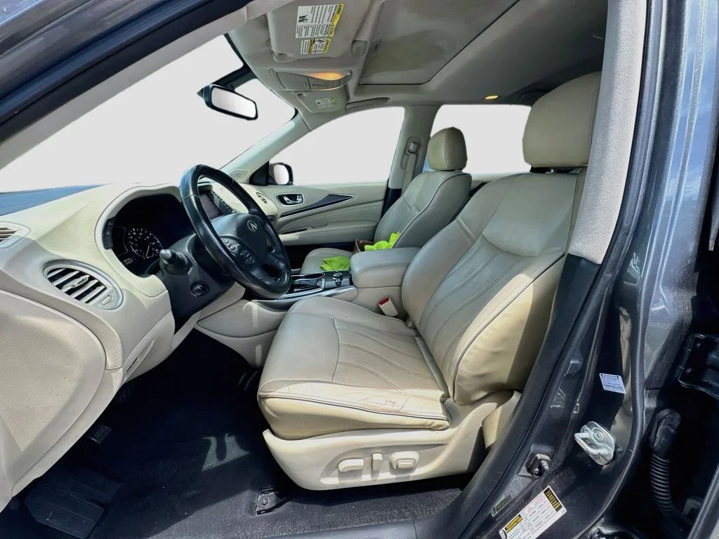 Used 2018 Gray INFINITI Base image 22