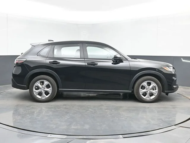 2025 Honda HR-V LX - Photo 11