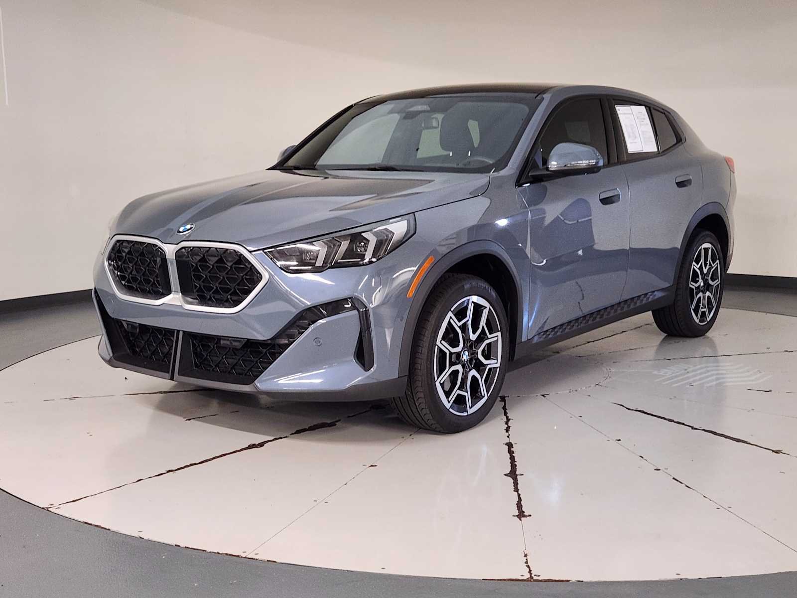 2026 BMW X2 28i